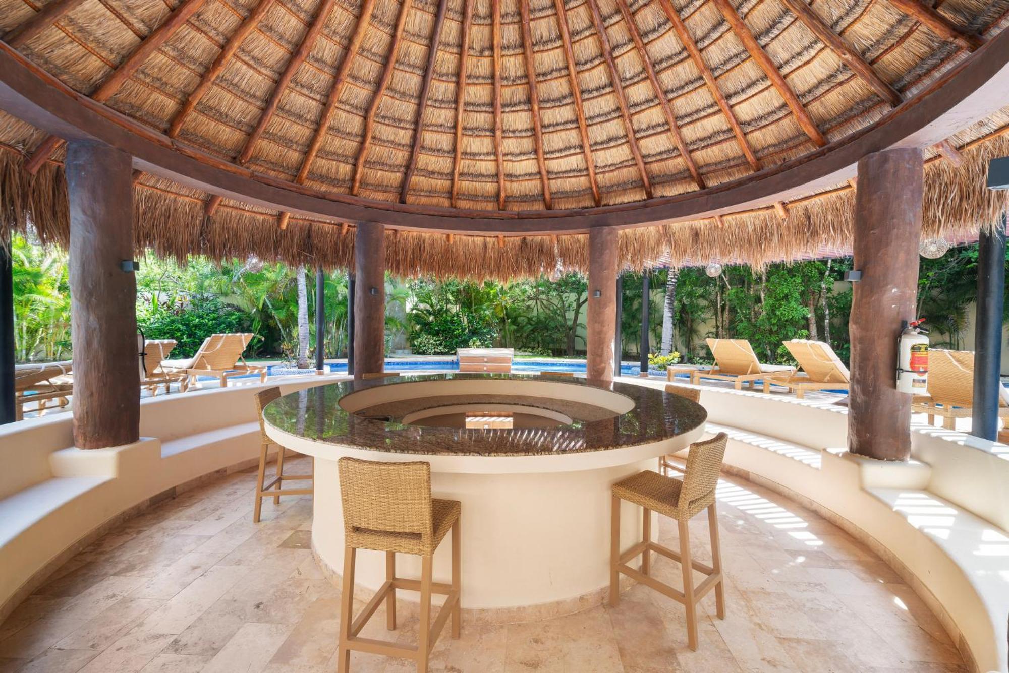 Luxurious Penthouse With Jungle View & Private Pool Apartment Tulum Exterior photo